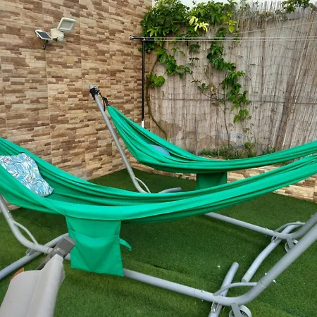 O Quintal Bed & Breakfast *