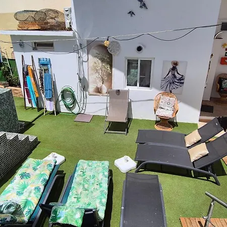 Bed and breakfast O Quintal Carvoeiro (Lagoa)