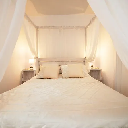 Bed & Breakfast O Quintal Carvoeiro (Lagoa)